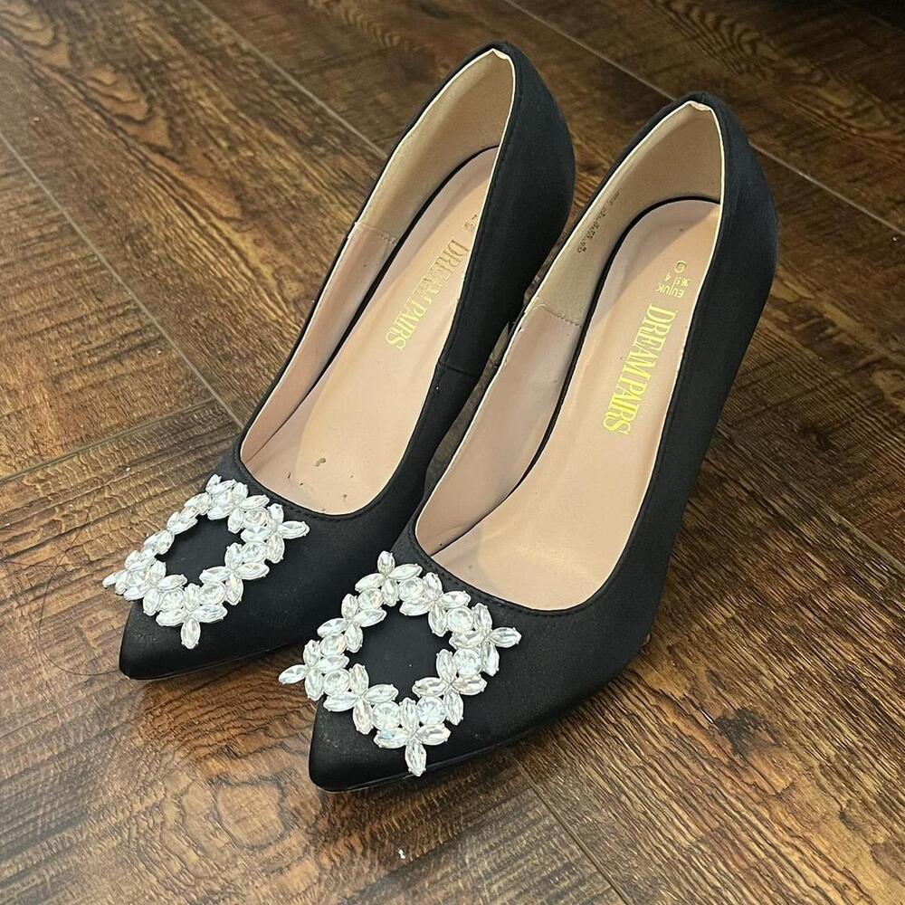Beautiful Satin Rhinestones Pumps